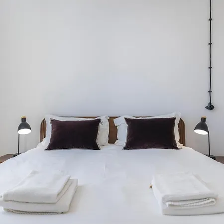 Glamorous 3bdr In Center By Lovelystay Lisbon