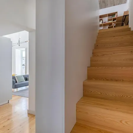 Spacious 3Bdr Apartment With Balcony By Lovelystay * Lisboa