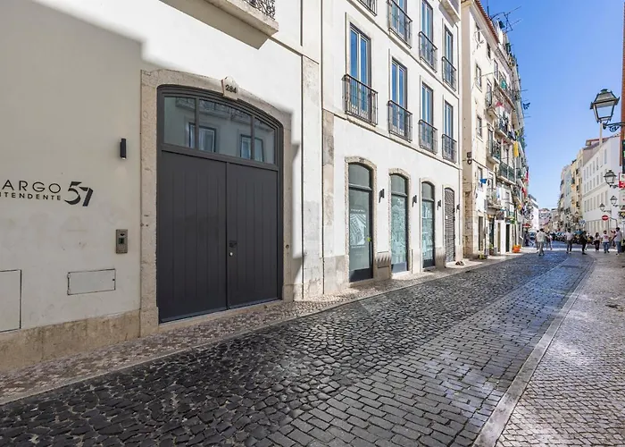 Glamorous 3bdr In Center By Lovelystay Διαμέρισμα